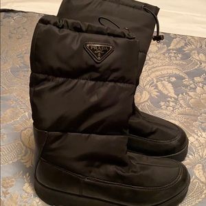 Prada snow boats